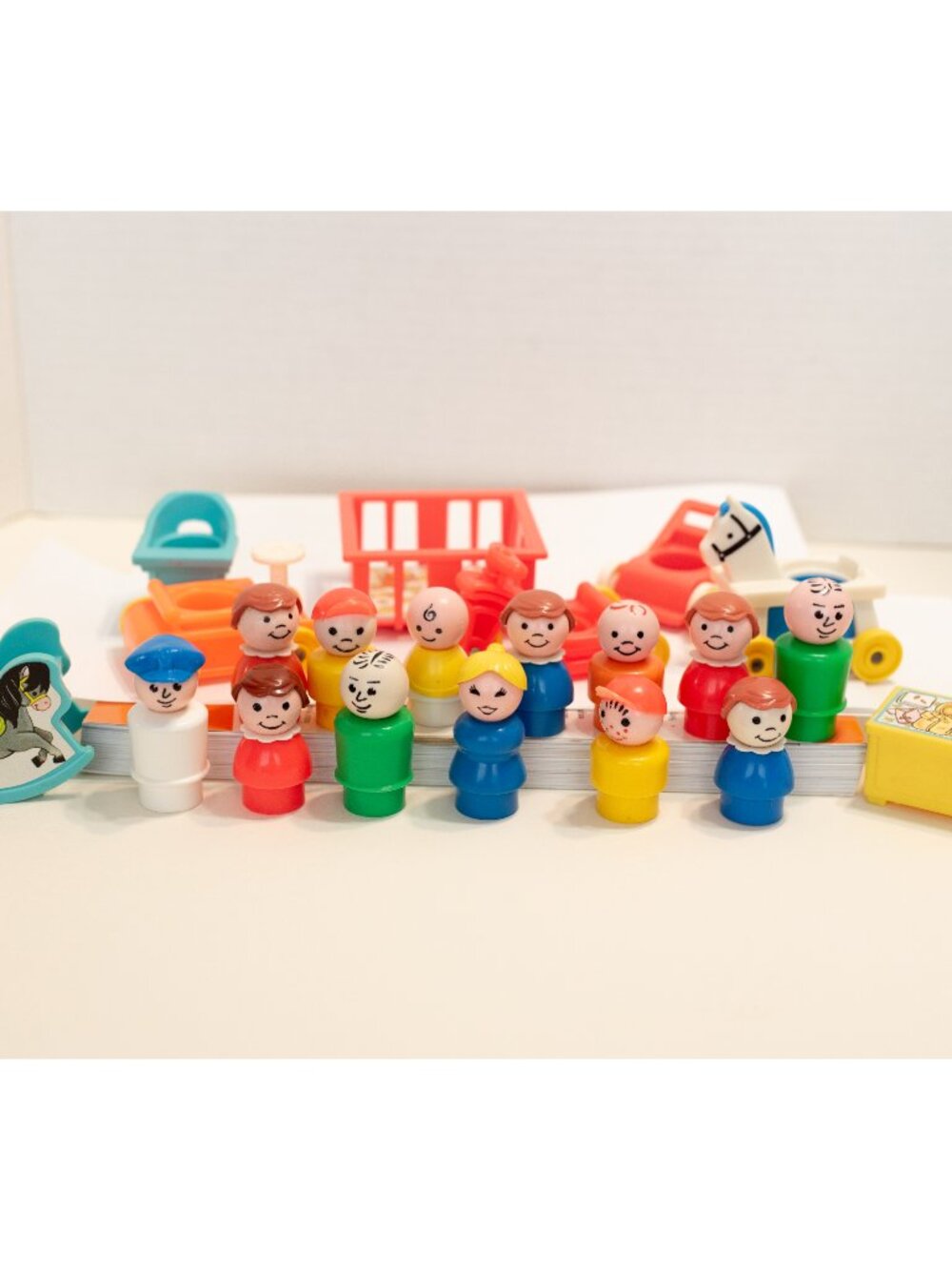 Vintage Fisher Price Little People Furniture Nursery Baby Crib Chair Tricycle - Picture 2 of 15